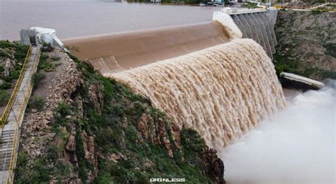 Increíble Mira cómo desborda la presa Las Vírgenes