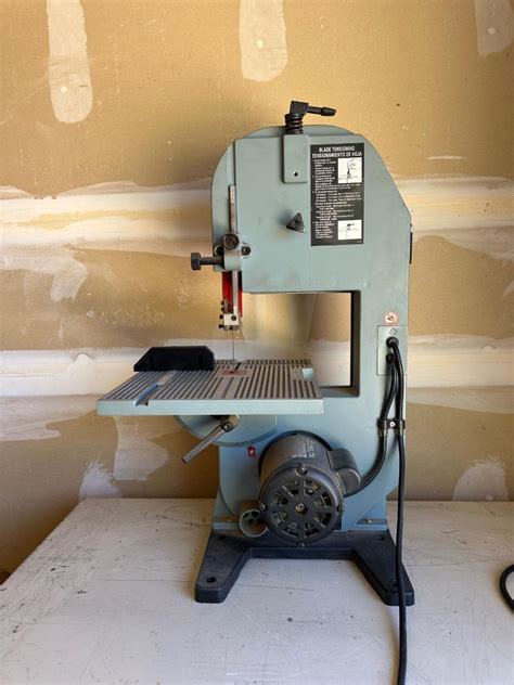 Delta Bench Band Saw