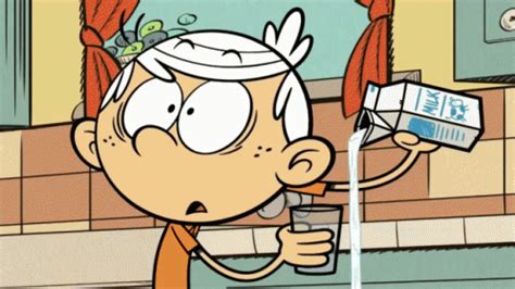 Pouring GIF - Lincoln LoudHouse Nickelodeon - Discover & Share GIFs ...