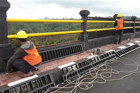 Pembatas Jembatan Tukad Bangkung Diganti Bali Express