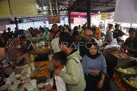 Pasar Takjil Benhil Antara Foto