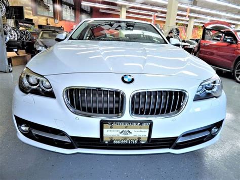 Used 2016 Bmw 5 Series 528i Xdrive White Awd 4dr Sedan Gg151424