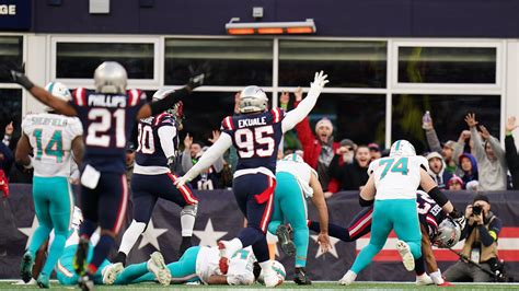 Patriots Keep Wild Card Hopes Alive With Win Over Dolphins