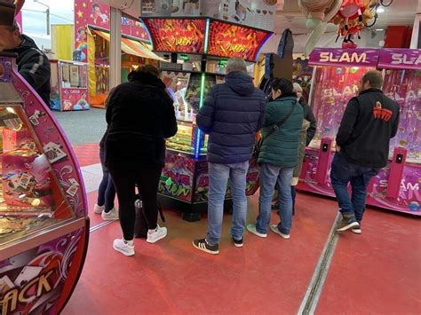 Une édition Manquée Pour La Fête Foraine Du Mans En Raison De La