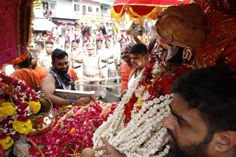 भगवान श्री महाकाल का पहला नगर भ्रमण श्री मनमहेश रूप में हुआ श्रावण