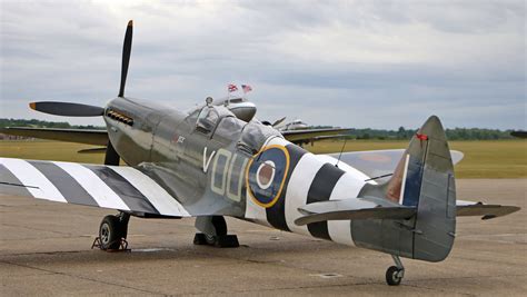 Ml Supermarine Vickers Armstrongs Spitfire Tr Flickr