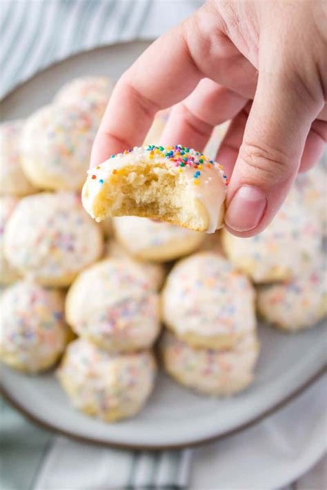 Italian Ricotta Cookies Recipe • Bread Booze Bacon