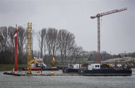 Afzinken Tweede Deel Maasdeltatunnel Gestopt Door Gebroken Kabel Trouw