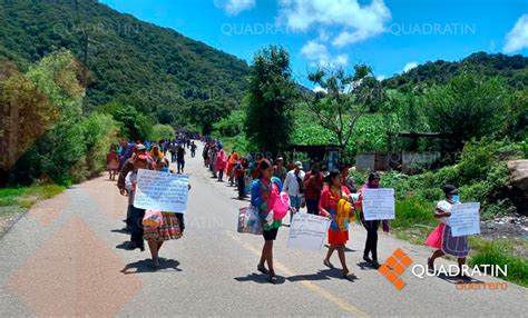 Bloquean Carretera Por Desaparición De 3 Indígenas Agrícolas De Chilapa