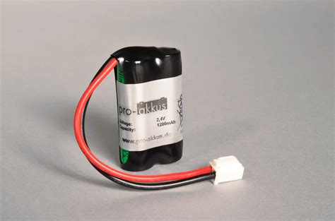 NiMh Akku 2,4V / 1,2Ah Reihe Kabel und Stecker
