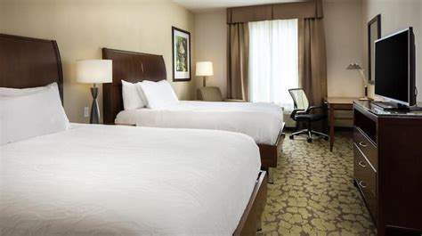 Hilton Garden Inn Bettendorf, Iowa - Quad Cities Hotel