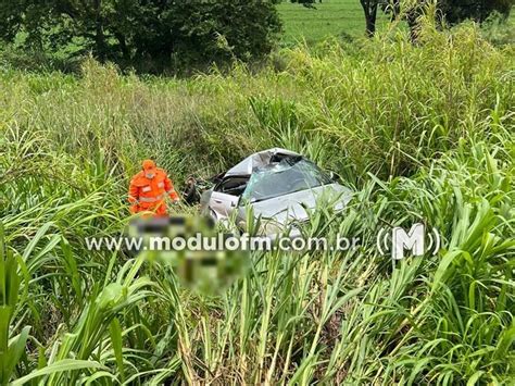 Motociclista Atingido Por Carro E Morre Na Br Ap S Pneu De