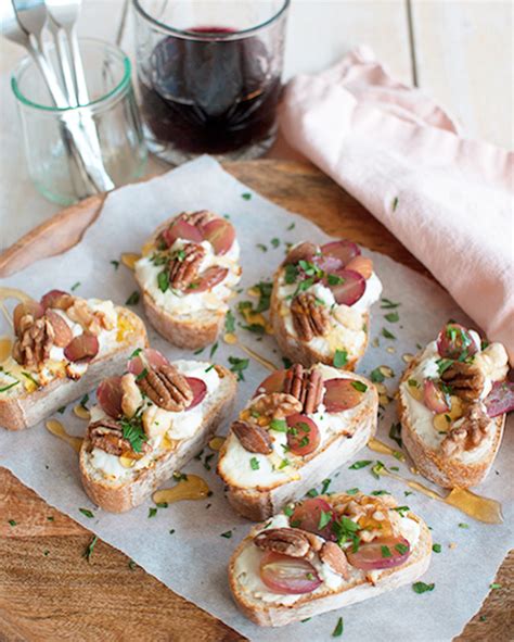 Recept Crostini Met Geitenkaas En Druiven Savory Sweets