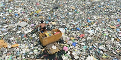 Cleaning Up The Oceans Plastic Soup Huffpost