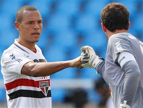 Luis Fabiano Diz Que S O Paulo Poderia Estar Pior Se N O Fosse Por