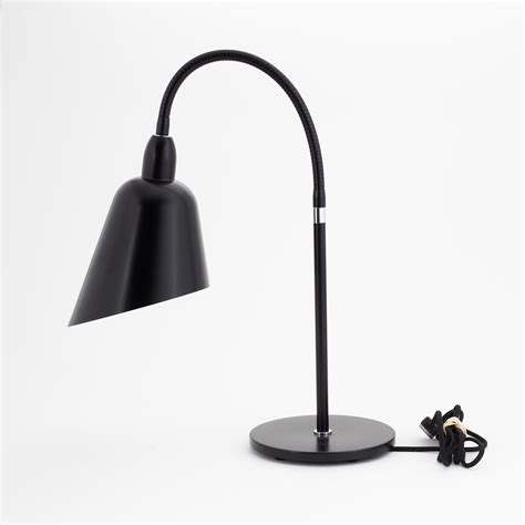 Arne Jacobsen Bordslampa AJ 8 Bellevue Tradition Bukowskis