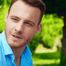 Kerem Bursin Kerem Bursin Serkan Discover Share Gifs