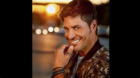 Chayanne cumple 49 años y lo celebramos recordando sus 10 mejores