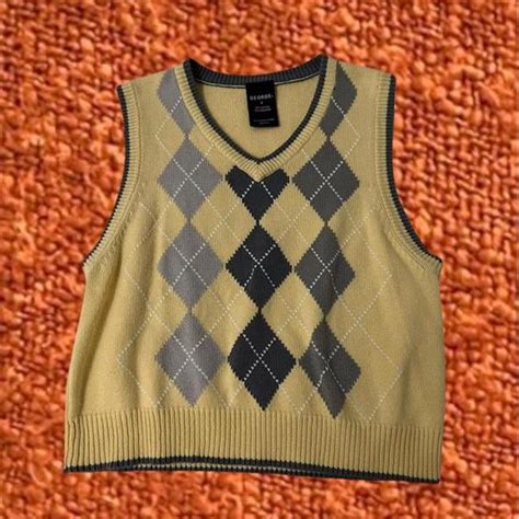 Yellow Argyle Sweater Vest DEPOP PAYMENTS ONLY Depop