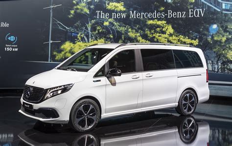 Mercedes-Benz EQV all-electric MPV – 405 km range Weltpremiere Mercedes ...