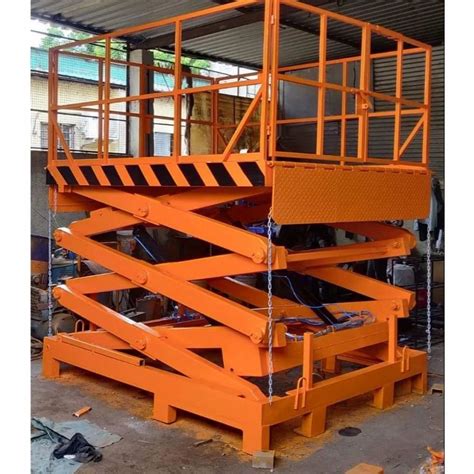 Feet Mild Steel Hydraulic Scissor Lift Running Mode Moving