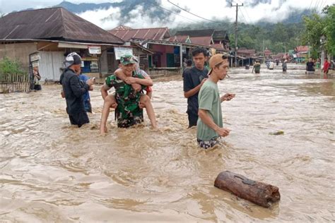 Banjir Terjang 4 Kecamatan Di Bengkulu Ini Penyebabnya GenPI Co