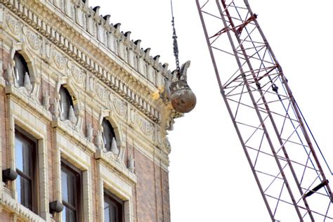 Demolition Of Realty Tower Begins News Sports Jobs The Vindicator