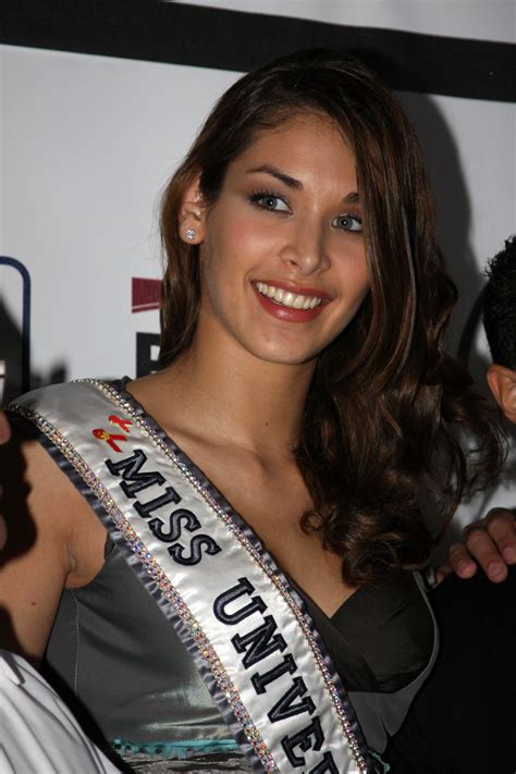 File Miss Universe Dayana Mendoza En Nicaragua 11  Wikipedia