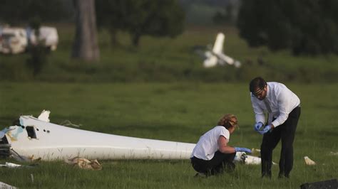 Kybong Qld Two Dead After Light Aircraft Collide Mid Air The Australian