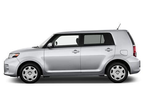 Nissan Cube Vs Toyota Scion Xb