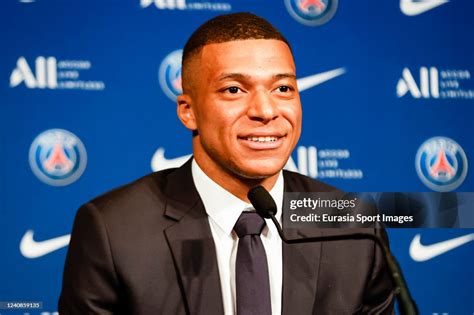 Kylian Mbappe Talks About His New Contract With Psg Until 2025 During