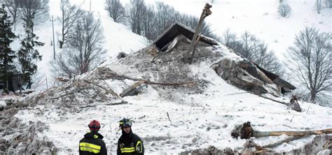 Hotel Rigopiano Anni Fa La Valanga Che Uccise Persone