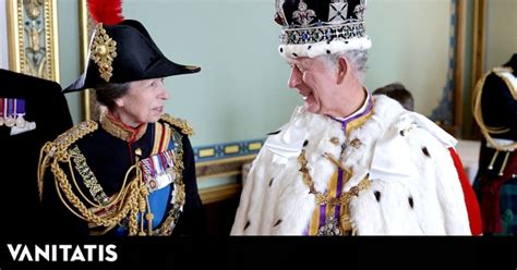 La Princesa Ana La Otra Mujer Que Lleva Las Riendas De La Corona En