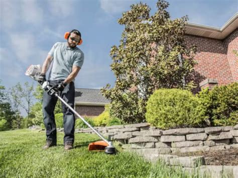 Stihl FS 56 RC E String Trimmer