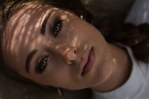 Face Model Closeup Brunette Eyes Blurred Women Lips Portrait HD Wallpaper Rare Gallery