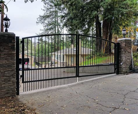 How to choose the right wrought iron gate color for your property - Bay ...