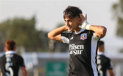 Colo Colo Campe N Pablo Solari Felicita A Sus Compa Eros Por El