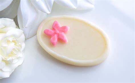 Lush Massage Bar Tender Is The Night Review Miss Sunshine And Sparkle