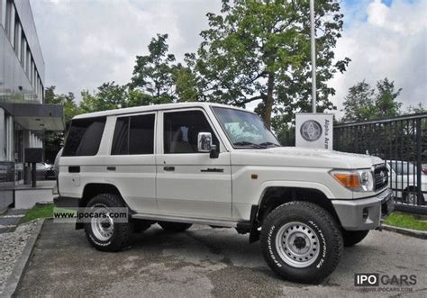 2011 Toyota B6 armored special-protection LC76 - Car Photo and Specs