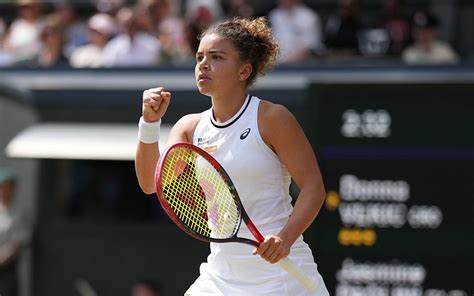 Wimbledon 2024: Paolini wins all-Yonex thriller to reach her first final