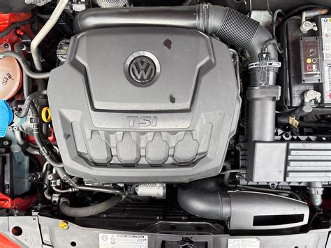 2018 Volkswagen Beetle · 20t Se Convertible 2d Cars And Trucks