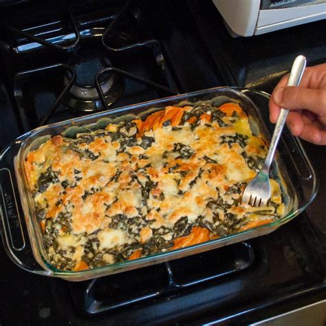 Looking For A Simple And Delicious Dinner These 20 Casserole Dishes Should Do The Trick Yummy