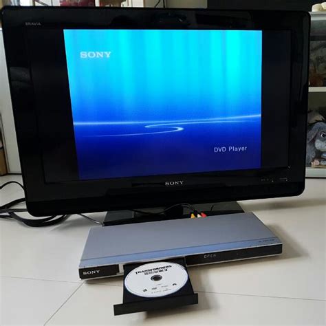 Sony Bravia 32 inch TV & DVD player, TV & Home Appliances, TV ...