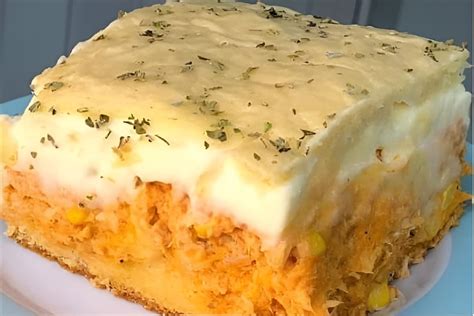 Torta de frango catupiry bem recheada receita prática e muito fácil