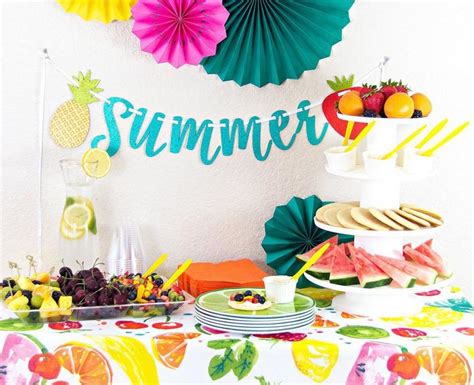 20 Summer Party Theme Ideas | Party City