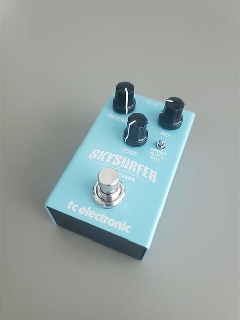 Tc Electronic Skysurfer Mini Reverb Present Blue Reverb