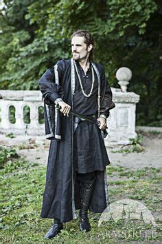 14 Prince Escalus ideas | medieval clothing, historical fashion ...