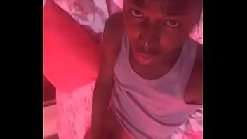 Cachonda y lista para relacionarse Quién quiere follar XVIDEOS