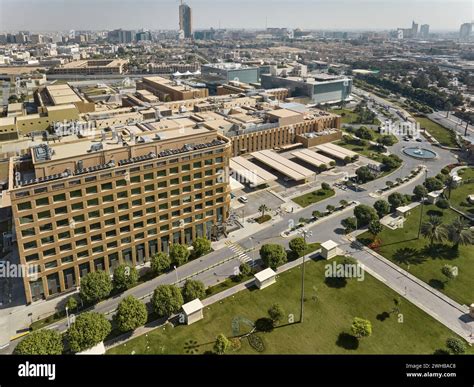 King Faisal Specialist Hospital Research Centre Stock Photo Alamy