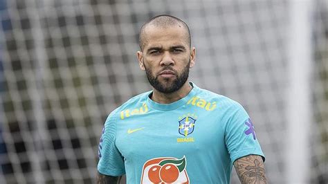 Defesa De Daniel Alves Muda Vers O Mais Uma Vez E Alega Embriaguez